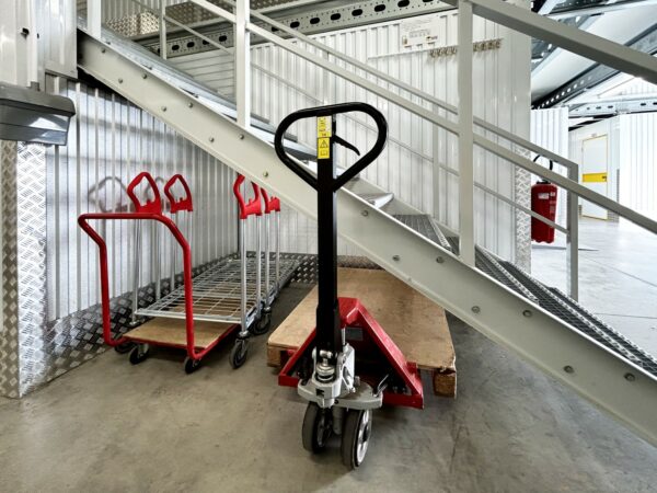 Stair hand palet truck trolleys